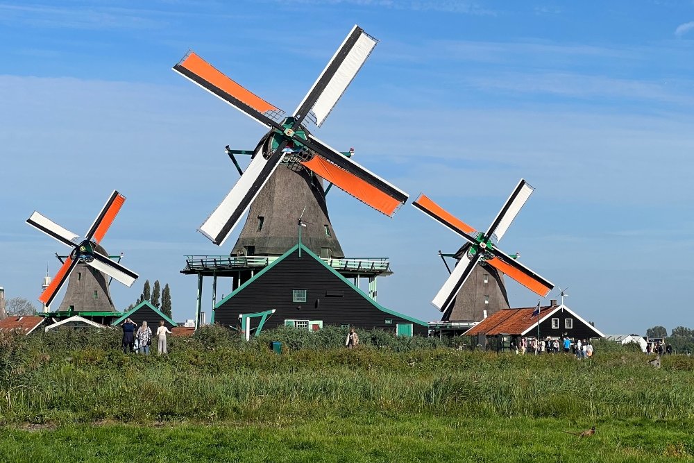 Amsterdam: Giethoorn dan Zaanse Schans dengan Canal Cruise